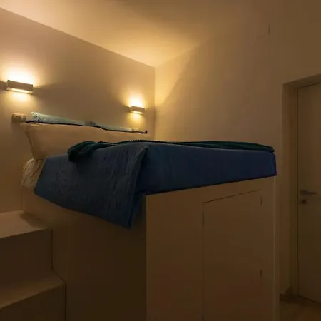 Center Апартаменты Кальяри