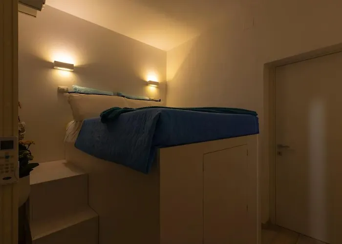 Center アパート カリアリ